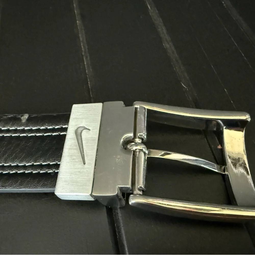 Nike Golf men’s reversible black brown leather belt 34
